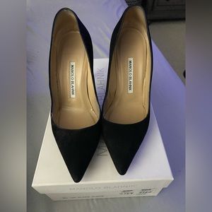 Manolo Blahnik BB pump 105 mm black suede